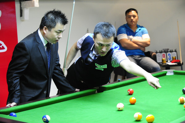 中国足球的 中国足球的